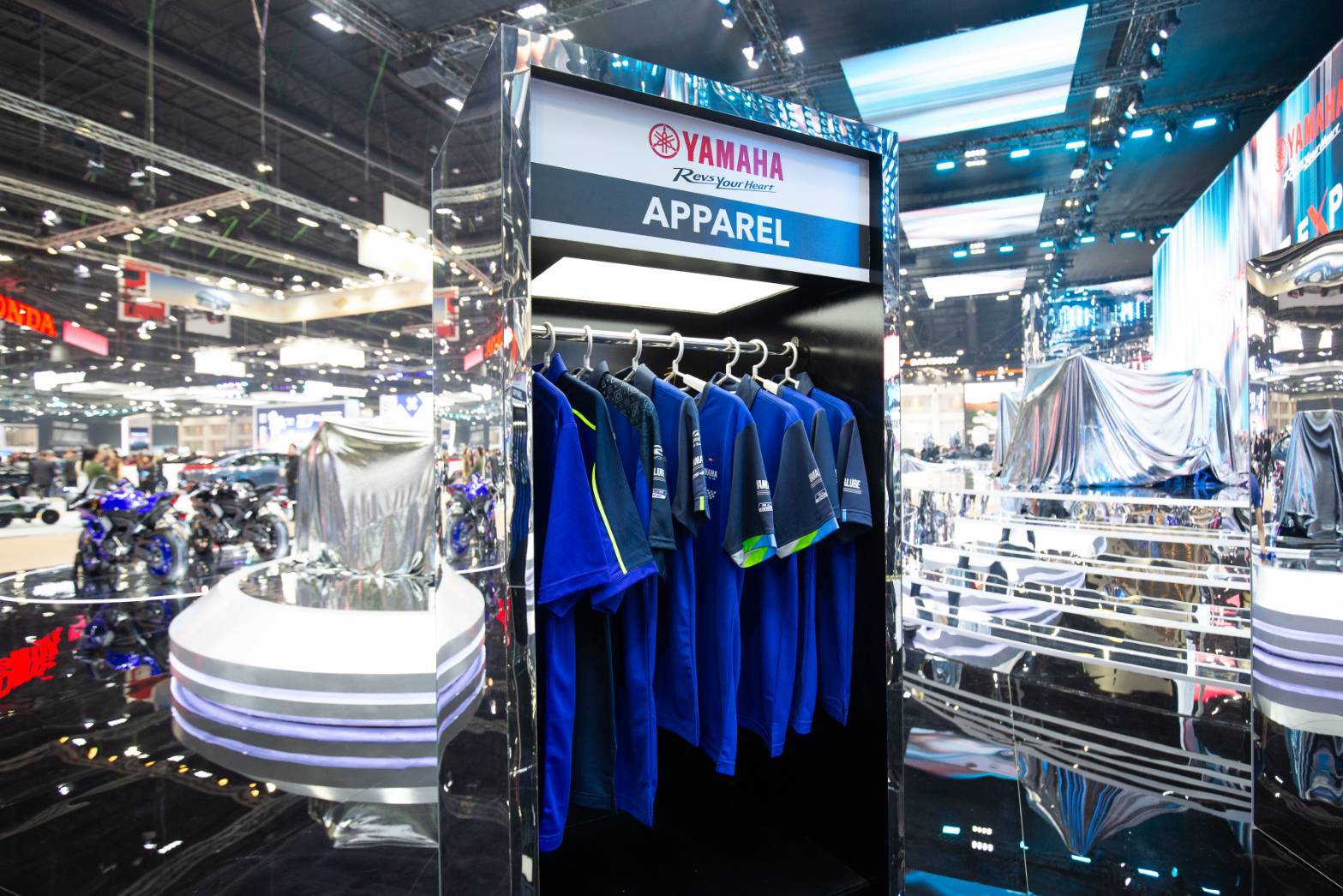YAMAHA APPAREL & ACCESSORIESในบูธยามาฮ่า Yamaha MotorShow 2025