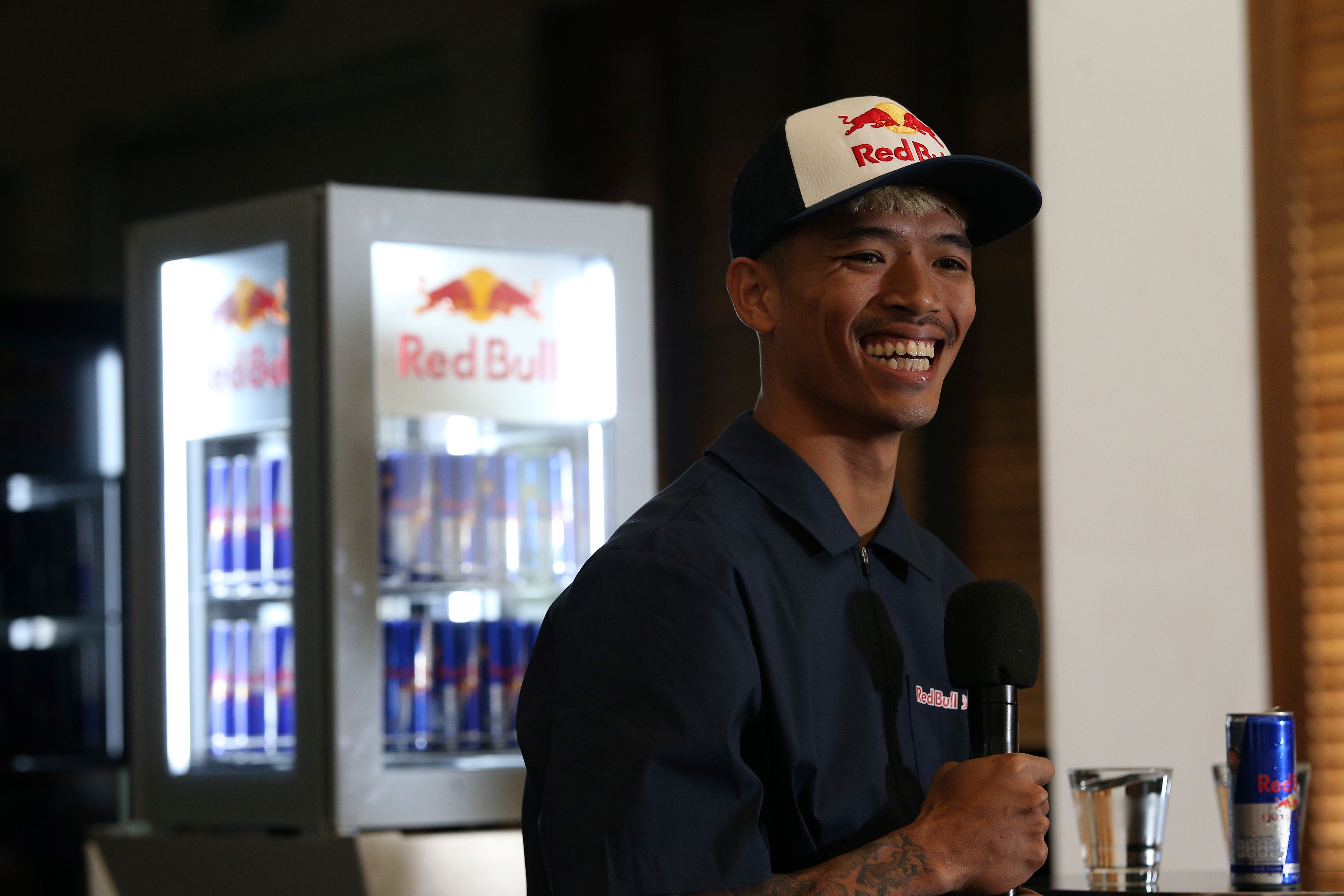 นักแข่ง Red Bull ชาวไทย ก้อง - สมเกียรติ จันทรา เตรียมอุ่นเครื่อง เชคดาวน์ เทสต์ ที่ เซปังฯ