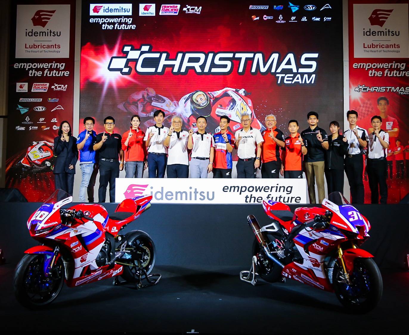 “อิเดมิตสึ” สนับสนุนทีมแข่ง “ฟิล์ม-รัฐภาคย์” ภายใต้ชื่อ “Idemitsu Honda Team Christmas”