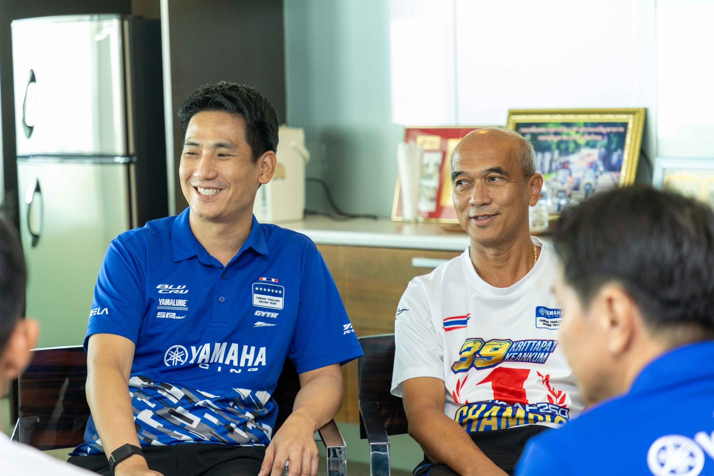 “ไอเดีย” กฤตภัทร เขื่อนคำ แชมป์เอเชีย โร้ดเรซซิ่ง 2026 เข้าพบผู้บริหารไทยยามาฮ่า พร้อมมอบของที่ระลึกแทนคำขอบคุณ