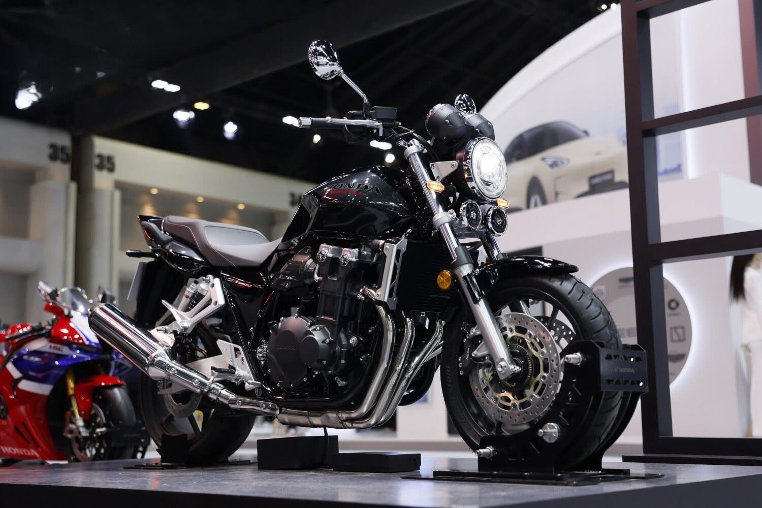 ไทยฮอนด้ายกทัพส่งท้ายปี! เปิดตัว 4 รุ่นใหม่ ครบทุกสไตล์การขับขี่ ในงาน Motor Expo 2025